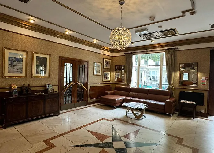 Berjaya Eden Park London Hotel